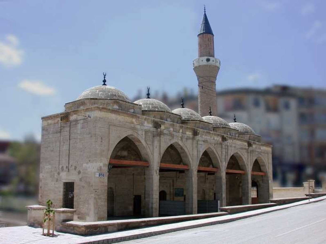yunus_emre_türbesi.jpg